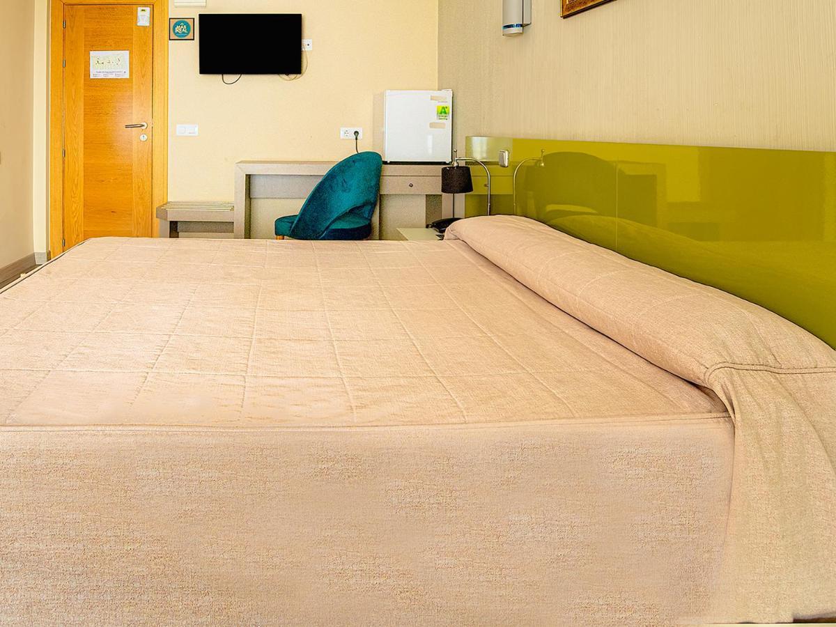 Hostal Real Aranjuez Esterno foto