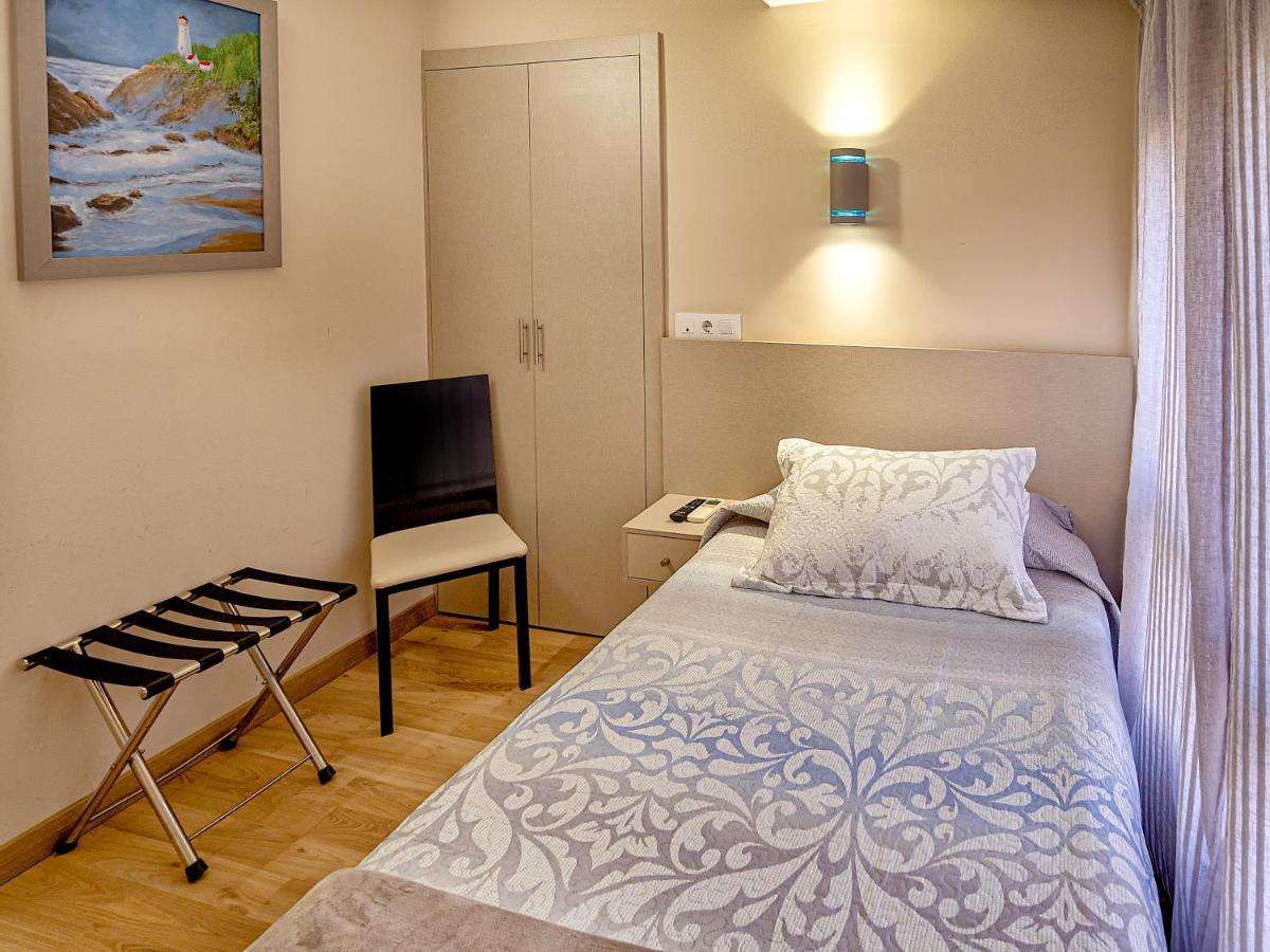 Hostal Real Aranjuez Esterno foto