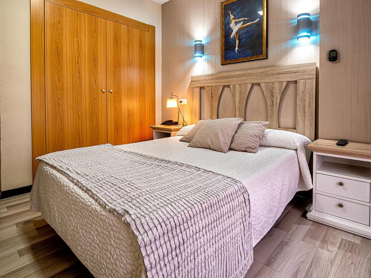 Hostal Real Aranjuez Esterno foto