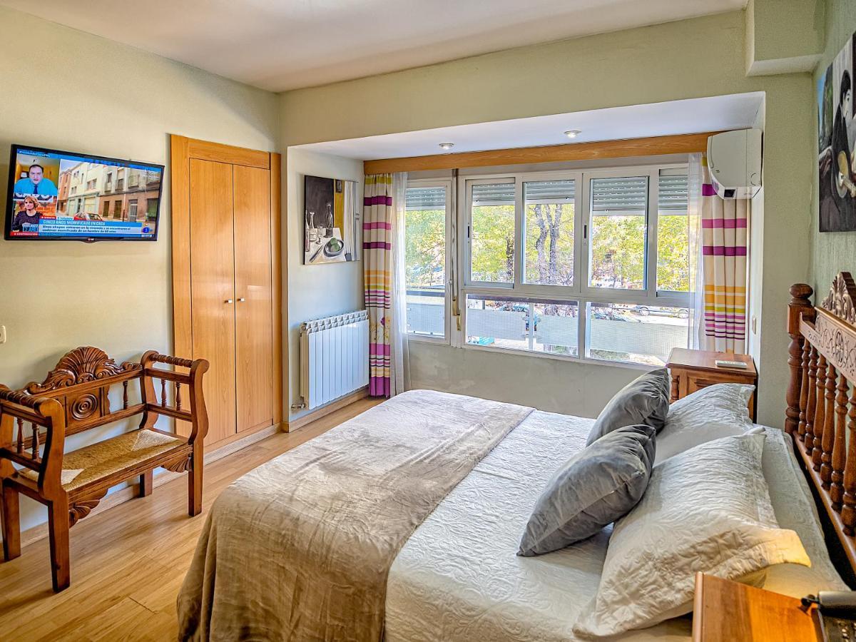 Hostal Real Aranjuez Esterno foto