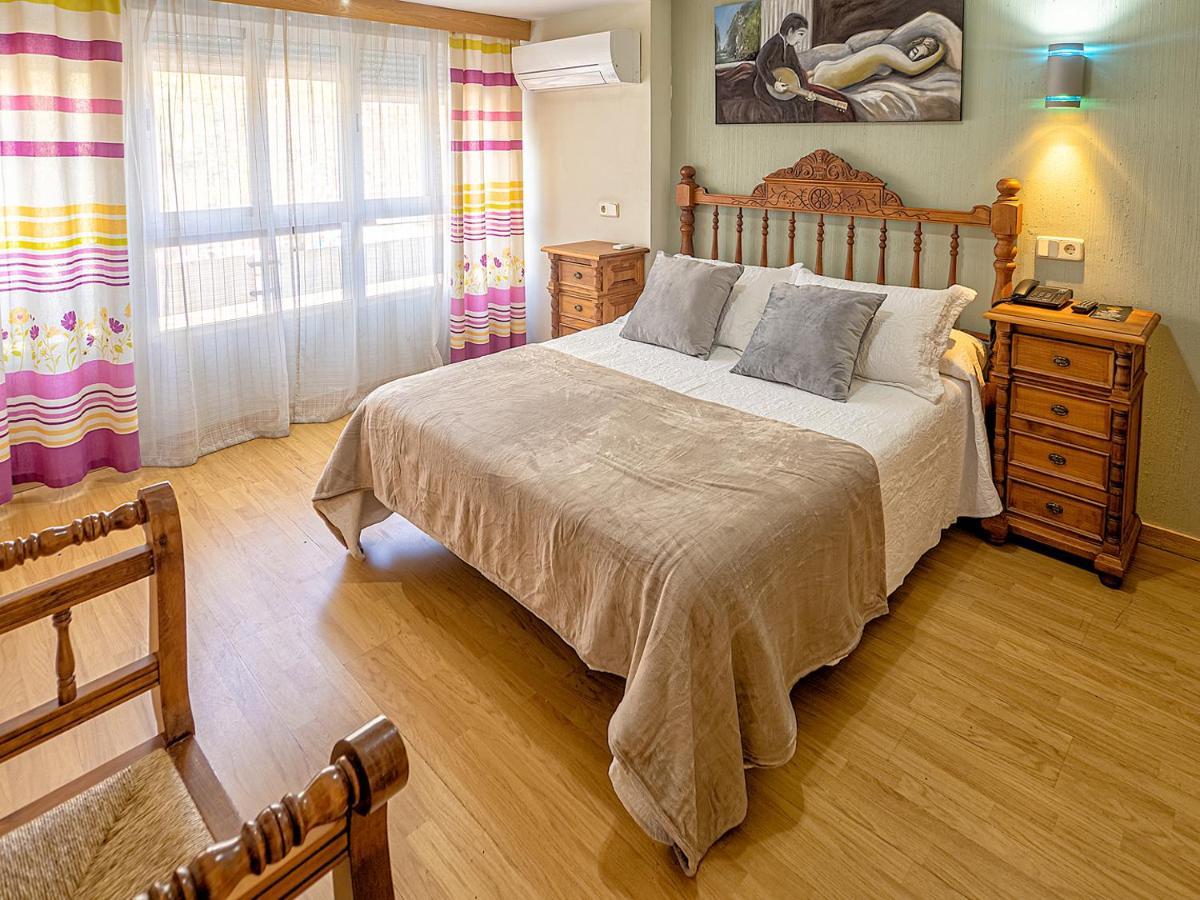 Hostal Real Aranjuez Esterno foto